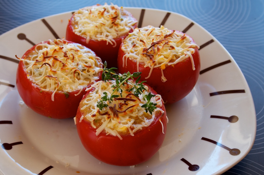 tomates-rellenos-calientes